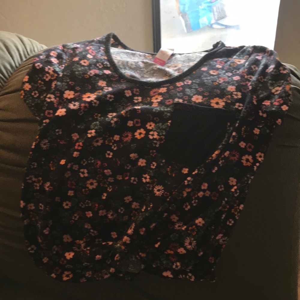 Floral cropped tee